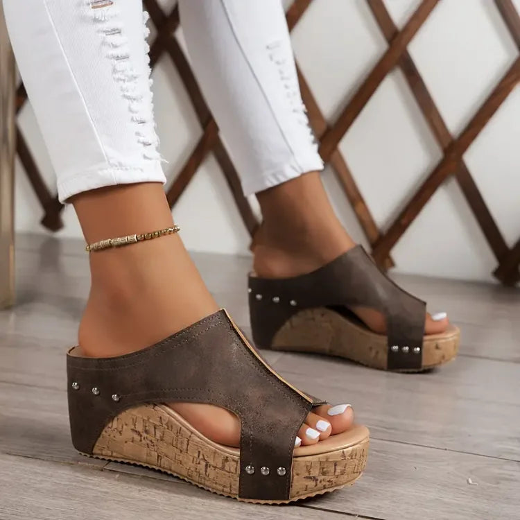 Melissa |  Sandalias de cuña cómoda